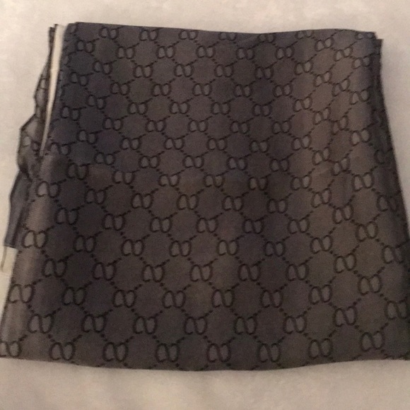 Silk scarf grey - Picture 2 of 5